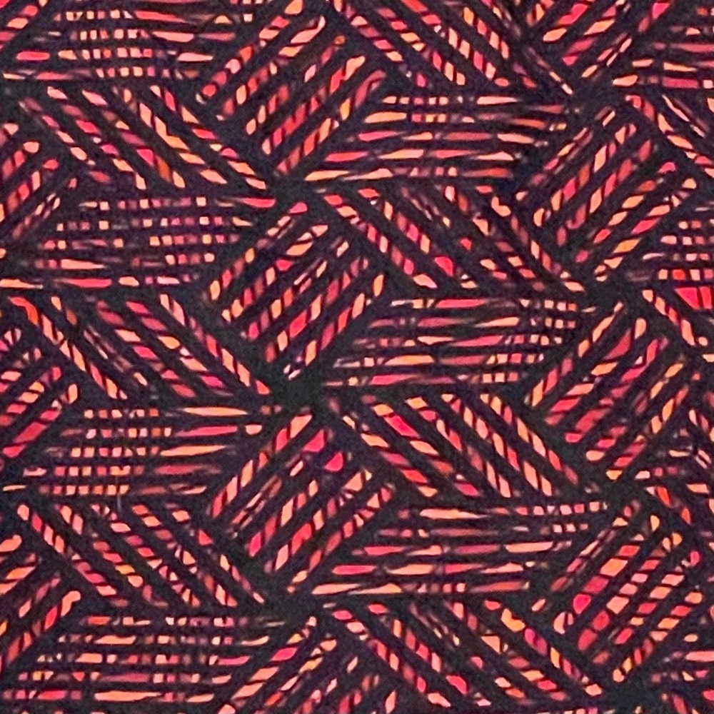 OS LuLaRoe Fabulous Pink Geometric NWOT Leggings One Size - Picture 2 of 2